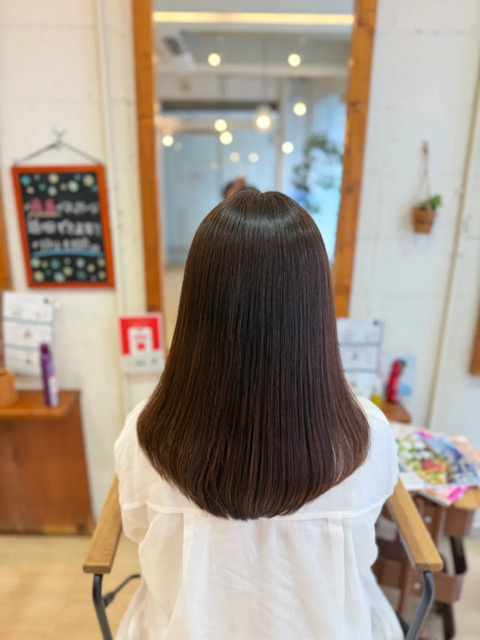 【 レディース縮毛矯正｜自然で扱いやすいストレートヘア 】